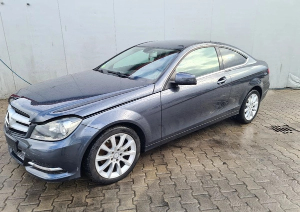 Mercedes-Benz Klasa C cena 26500 przebieg: 162000, rok produkcji 2012 z Pleszew małe 121